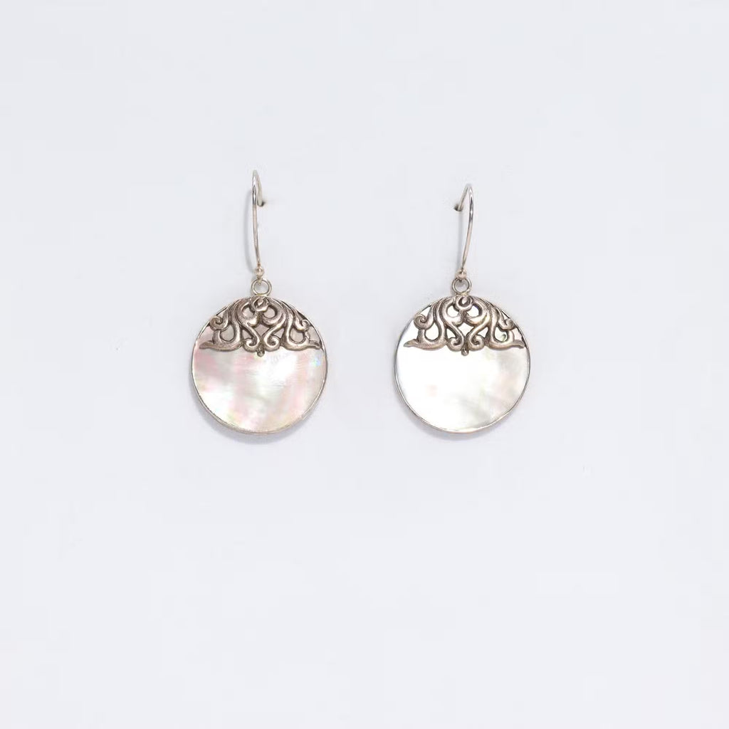 Handcrafted 925 silver classic disc Mother of Pearl earrings, elegant white shell drop earrings