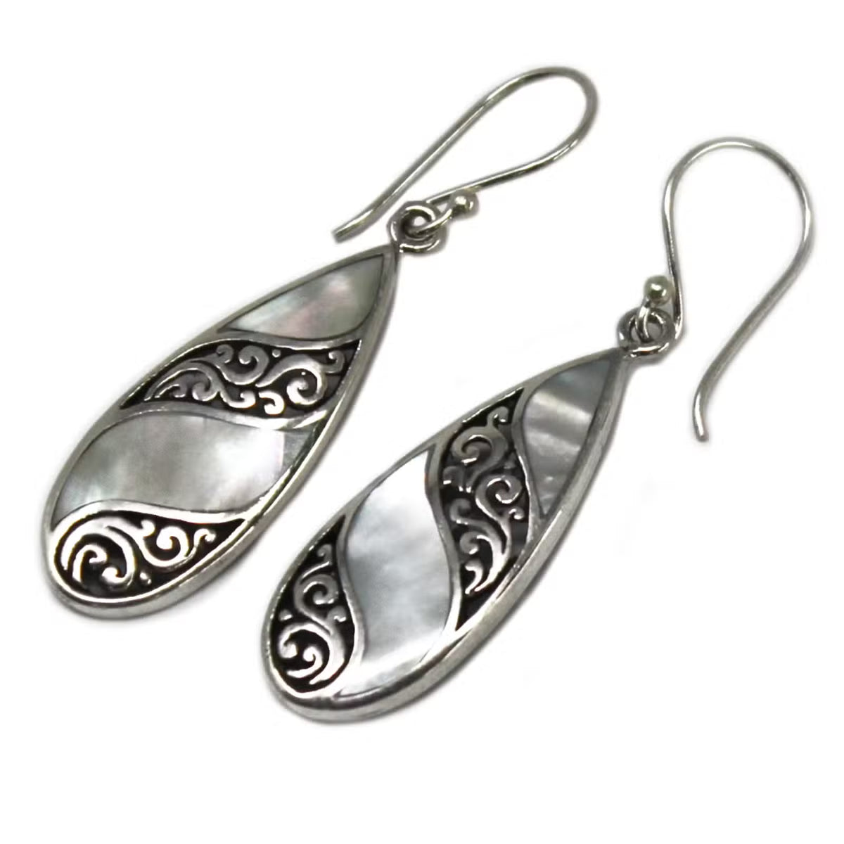 Handcrafted 925 silver teardrop Mother of Pearl shell earrings, elegant drop earrings