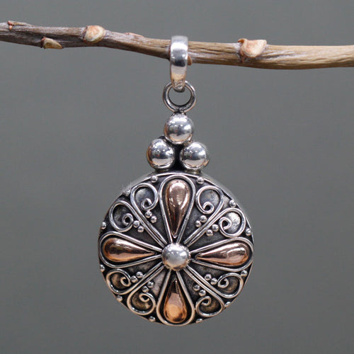 Bali classic round pendant — close up detail of round filigree design