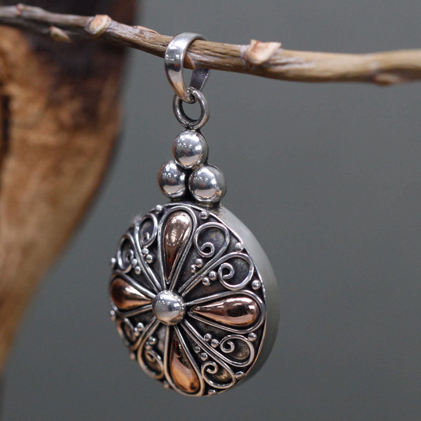 Bali Classic Round Pendant - 18k Gold & 925 Silver | Exotic Mystic Jewellery
